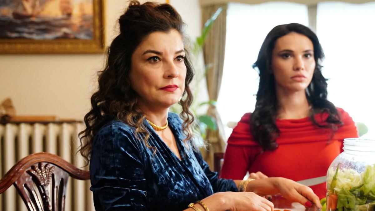 Forbidden Fruit, Far Away e Racconto di una notte le anticipazioni del 12 giugno