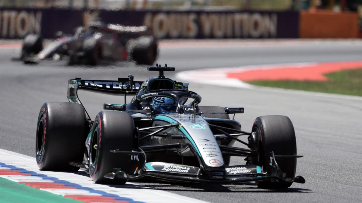 barcellona russell il pi249 veloce nelle libere 1 dei giovani fornaroli 5176 con la mclaren da Gazzetta.it barcellona russell il pi249 veloce nelle libere 1 dei giovani fornaroli 5176 con la mclaren
