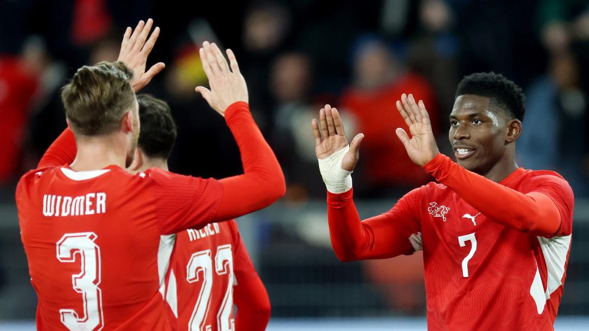live alle 21 qatar svizzera le ufficiali lopetegui con afif yakin ritrova embolo e vargas da Gazzetta.it live alle 21 qatar svizzera le ufficiali lopetegui con afif yakin ritrova embolo e vargas