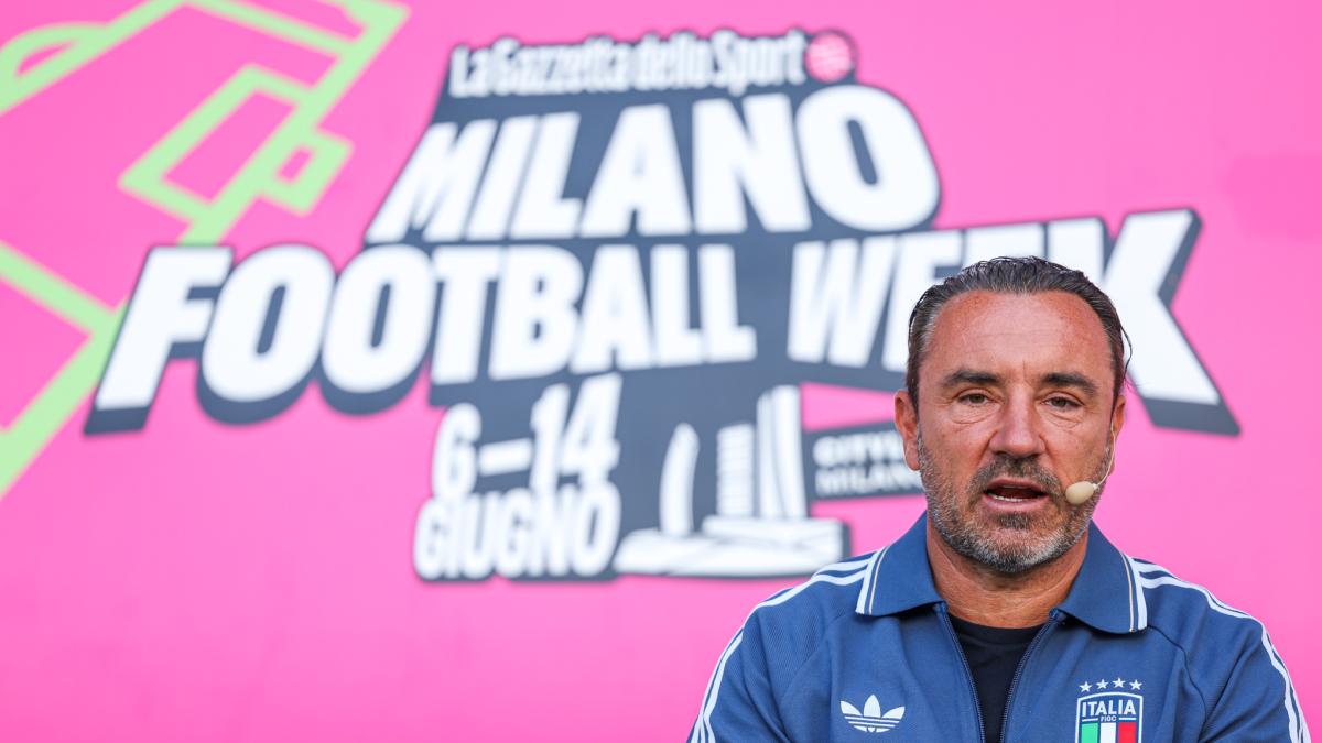 Brocchi alla Milano Football Week: "In Italia ci sono i giovani talenti, ma la gavetta serve. Mondiale? Dico..."