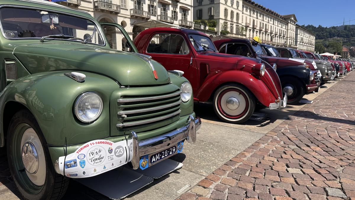 Torino ha festeggiato i 90 anni della 500 Topolino