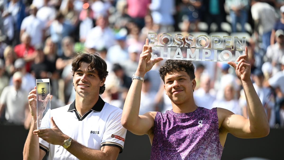 Shelton trionfa a Stoccarda. Sorpresa Majchrzak: primo titolo Atp, battuto De Minaur
