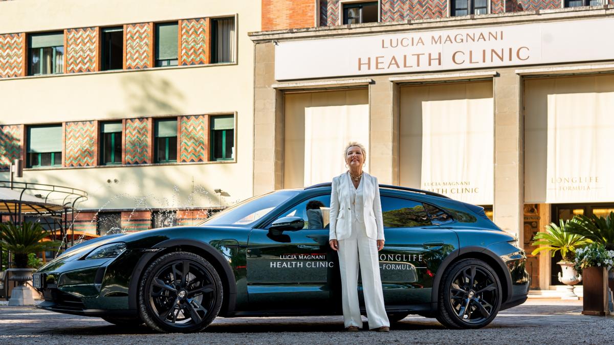 L'eccellenza sostenibile: Porsche Club E-motion festeggia il primo anno alla Lucia Magnani Health Clinic