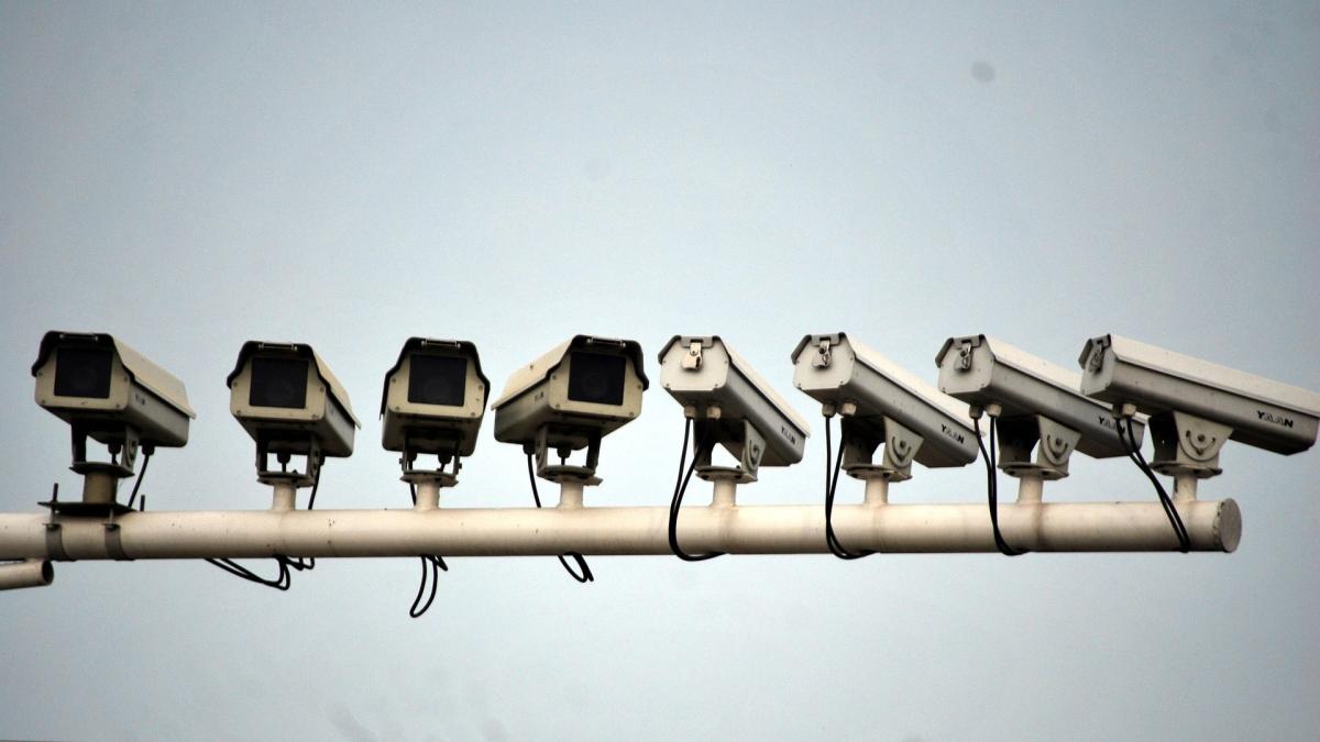 Sicurezza stradale vs privacy: meno incidenti o telecamere "spione"?