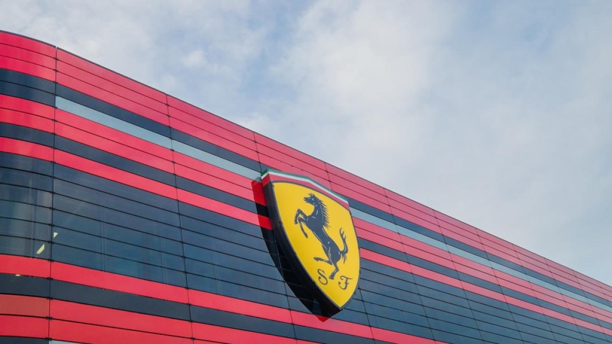 fa ricorso l operaio ferrari licenziato per aver perseguitato una collega dopo la fine della relazione da Gazzetta.it fa ricorso l operaio ferrari licenziato per aver perseguitato una collega dopo la fine della relazione