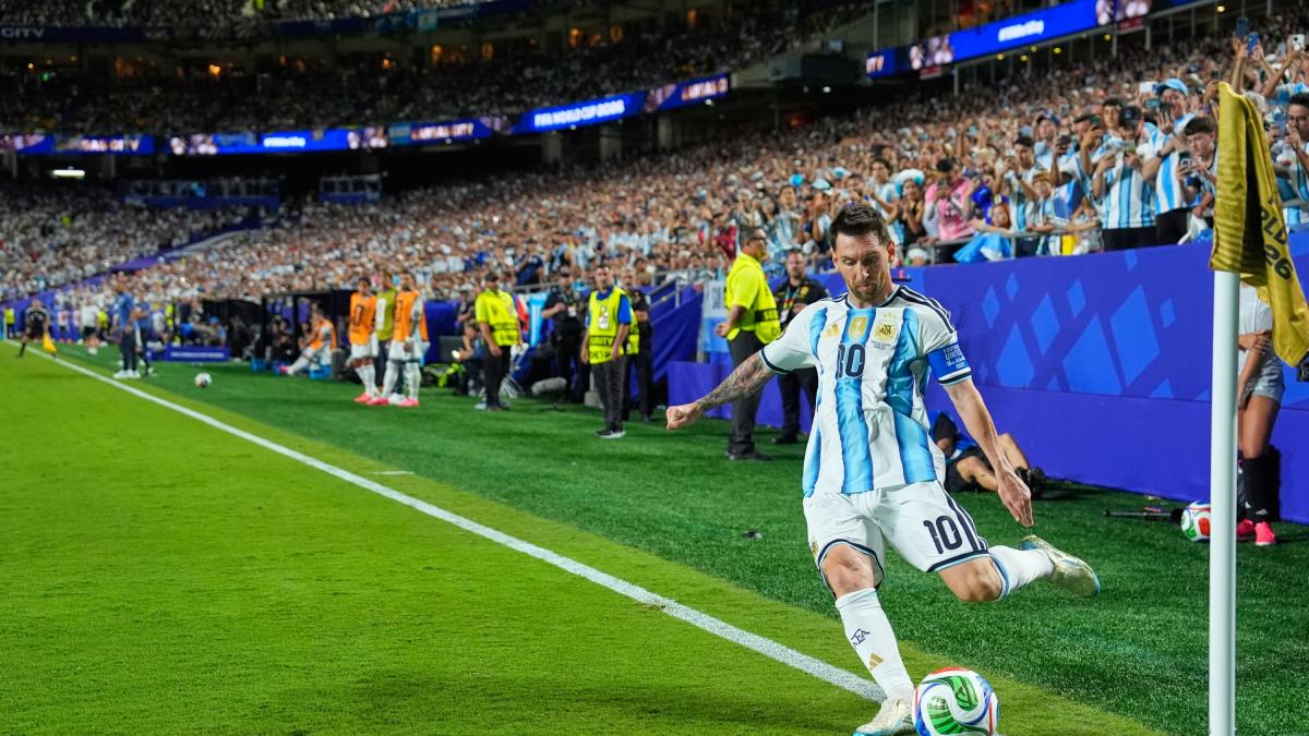 tra calci d inizio in stile psg e rimesse laterali che sembrano angoli le mode del mondiale da Gazzetta.it tra calci d inizio in stile psg e rimesse laterali che sembrano angoli le mode del mondiale