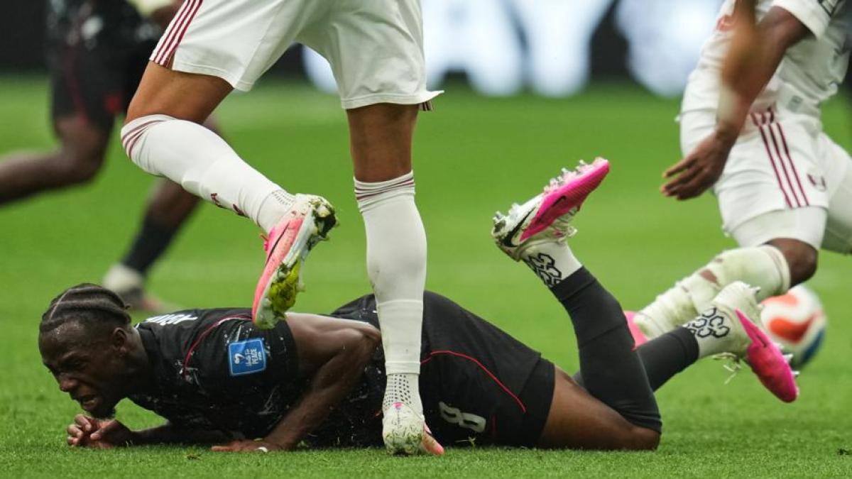 Dramma Koné, infortunio shock in Canada-Qatar: gamba sinistra spezzata