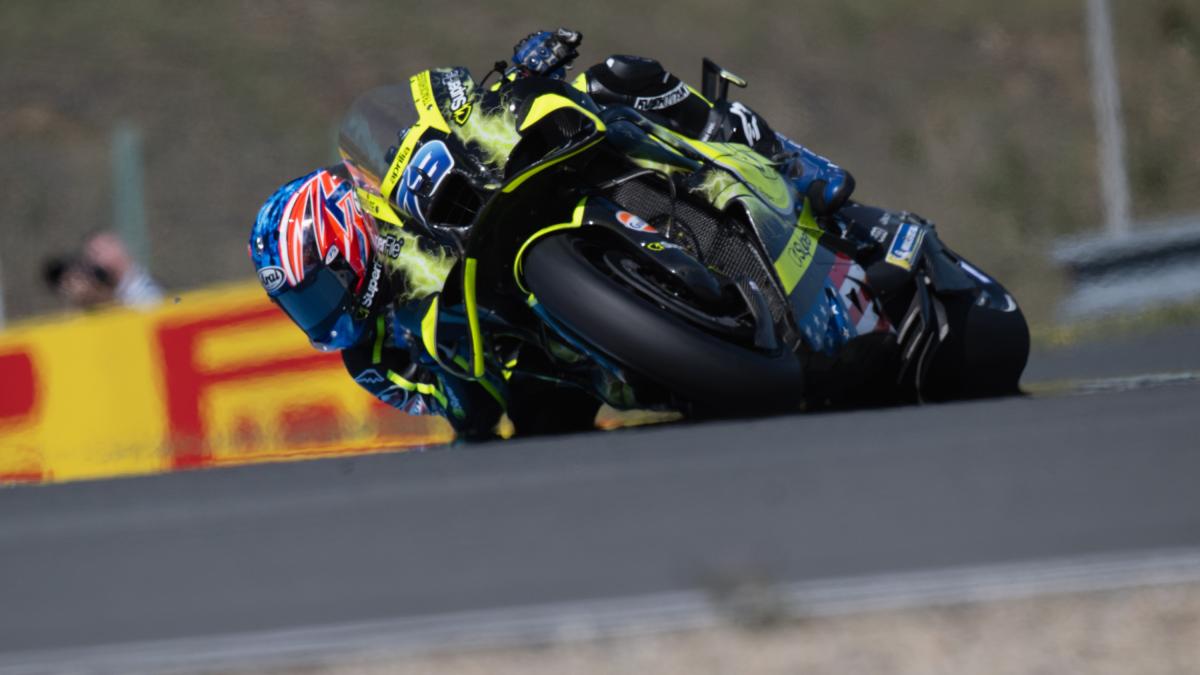 brno super ogura fa sua la pole diggia e bagnaia in prima fila bezzecchi 232 quarto da Gazzetta.it brno super ogura fa sua la pole diggia e bagnaia in prima fila bezzecchi 232 quarto