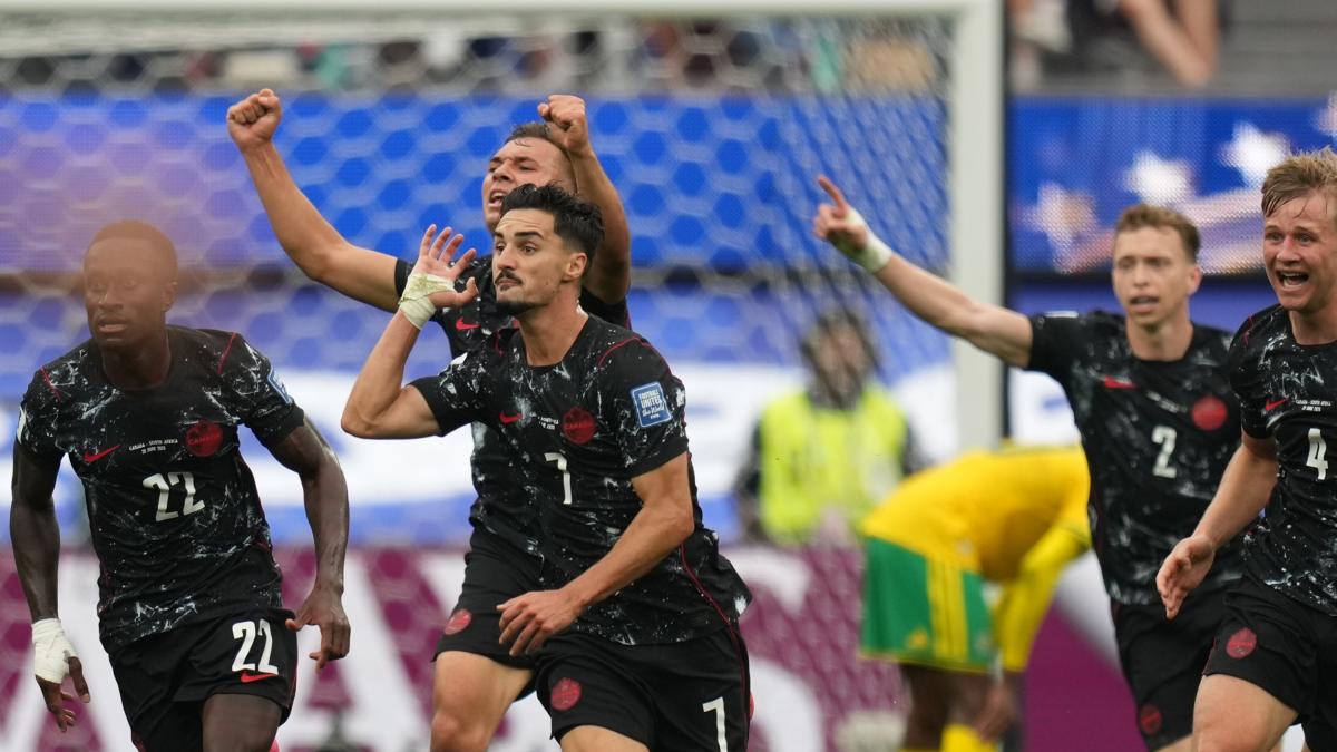 Sudafrica-Canada, le pagelle: Eustaquio, il gol è solo la ciliegina, 7. Mbatha apatico, 5