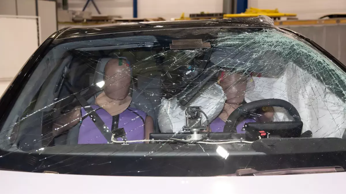 incidente in auto per essere pi249 sicuri servono circa 90000 euro da Gazzetta.it incidente in auto per essere pi249 sicuri servono circa 90000 euro