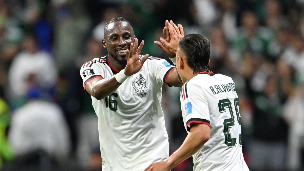 LIVE Alle 3 Messico-Ecuador, le ufficiali: Gimenez sempre in panchina