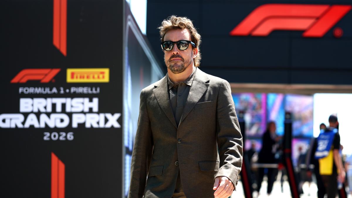 Silverstone più lenta per le batterie, piloti critici. Alonso: "Copse e Becketts? Stazioni di ricarica"
