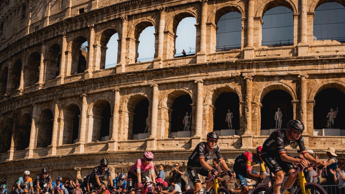 Il Giro d’Italia è un volano per il territorio: impatto da oltre 60 milioni di euro a Roma