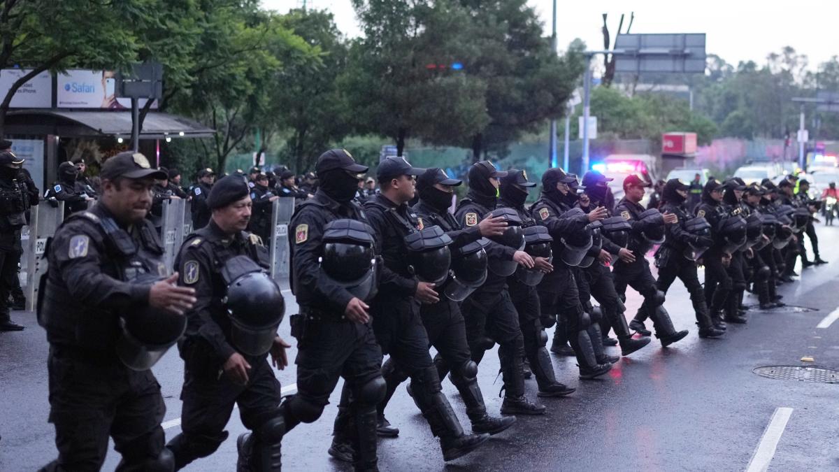 LIVE I tifosi messicani "accolgono" gli inglesi, hotel blindato. Francia, Tchouaméni out contro il Paraguay