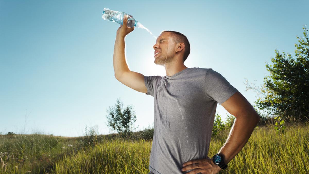 correre col caldo estremo come allenarsi e gareggiare senza rischi da Gazzetta.it correre col caldo estremo come allenarsi e gareggiare senza rischi