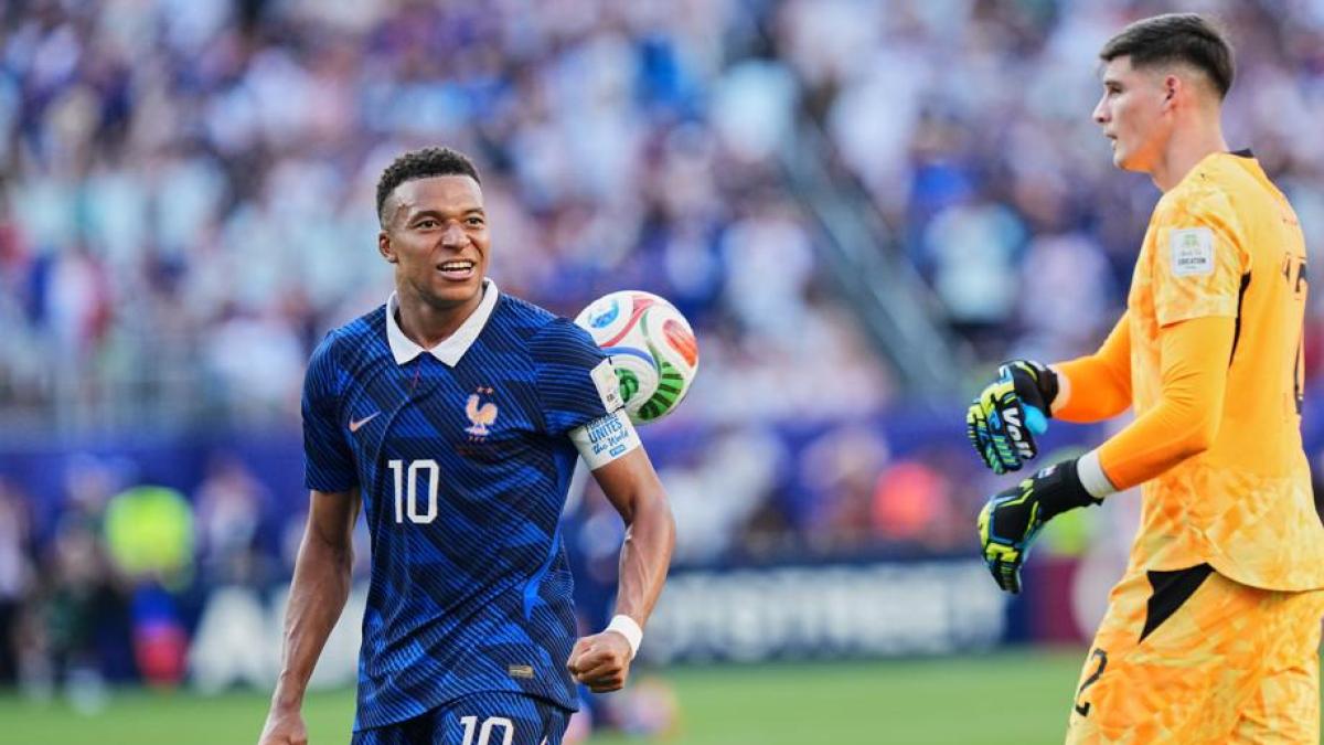 Mbappé, insulti razzisti dalla senatrice paraguaiana. Lui replica: "Indegna"