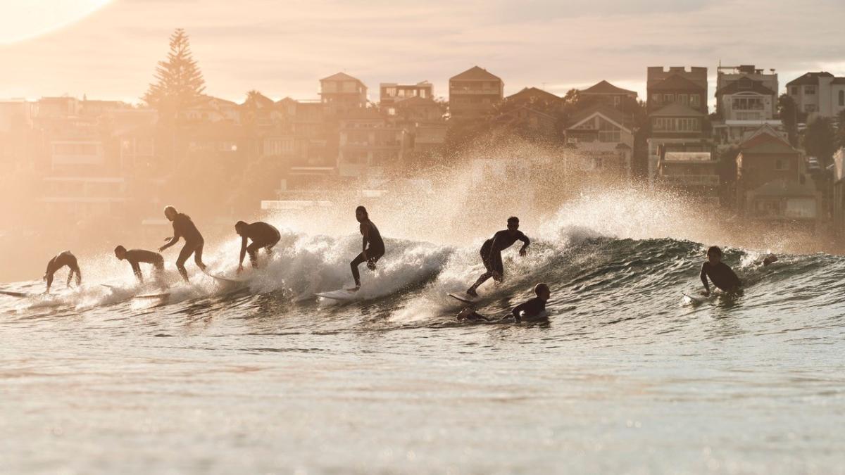 Australia sportiva: 10 esperienze tra surf, trekking, ciclismo, animali… e un calice di vino
