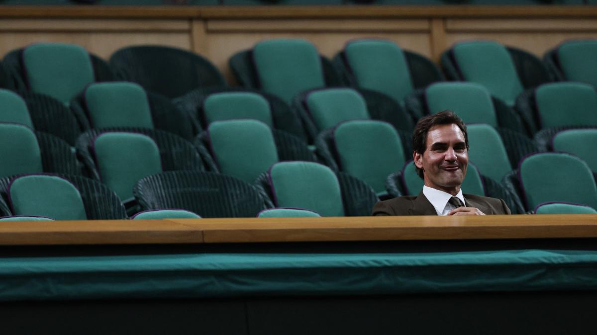 federer giornata da icona a wimbledon sketch con antonelli poi resta da solo nel royal box da Gazzetta.it federer giornata da icona a wimbledon sketch con antonelli poi resta da solo nel royal box