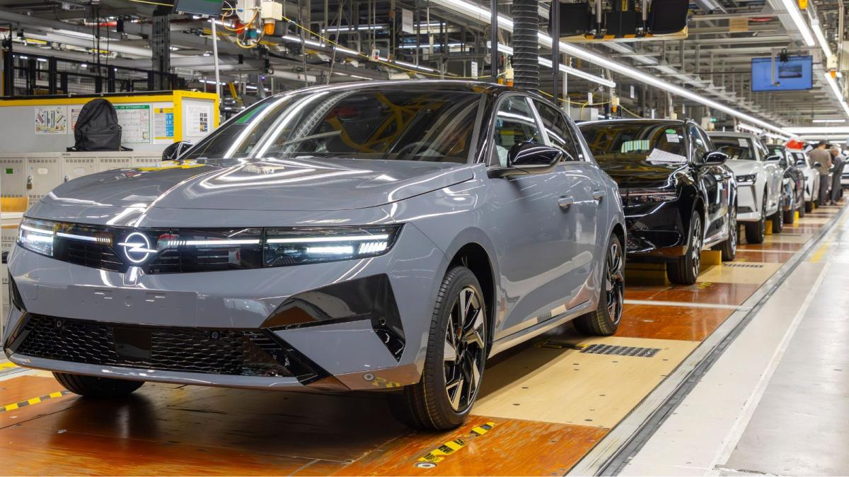 Dalla Kadett alla nuova Astra: viaggio a Rüsselsheim, tra la storia e il futuro di Opel