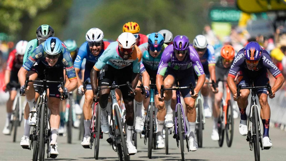 live tour de france 11170 tappa 1613 km da vichy a nevers occasione per i velocisti da Gazzetta.it live tour de france 11170 tappa 1613 km da vichy a nevers occasione per i velocisti