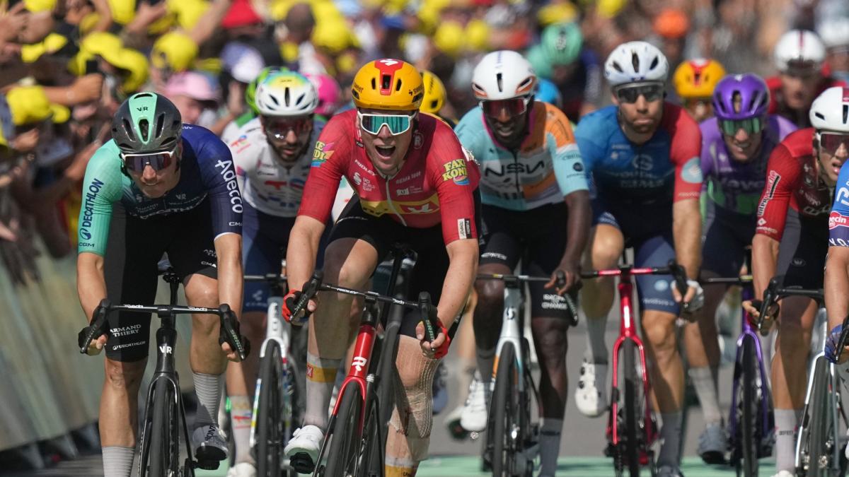 tour de france le pagelle fulmine waerenskjold cancella il record di cipollini 75 merlier da 5 da Gazzetta.it tour de france le pagelle fulmine waerenskjold cancella il record di cipollini 75 merlier da 5