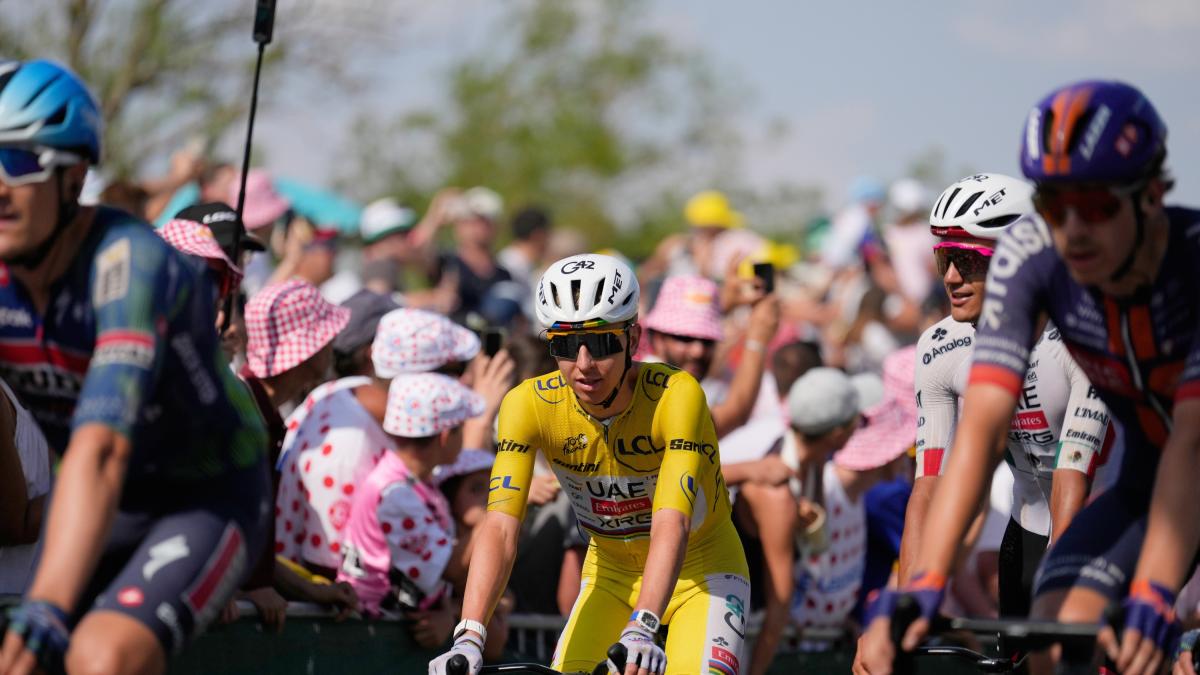live tour alle 1330 l 11170 tappa da magny cours a chalon sur saone altra occasione per velocisti da Gazzetta.it live tour alle 1330 l 11170 tappa da magny cours a chalon sur saone altra occasione per velocisti