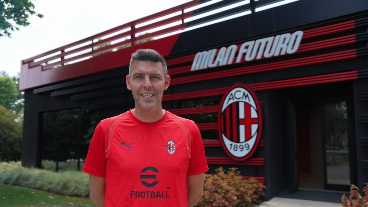 navarro e i ragazzi di milan futuro voglio crescerli tecnicamente e come uomini da Gazzetta.it navarro e i ragazzi di milan futuro voglio crescerli tecnicamente e come uomini