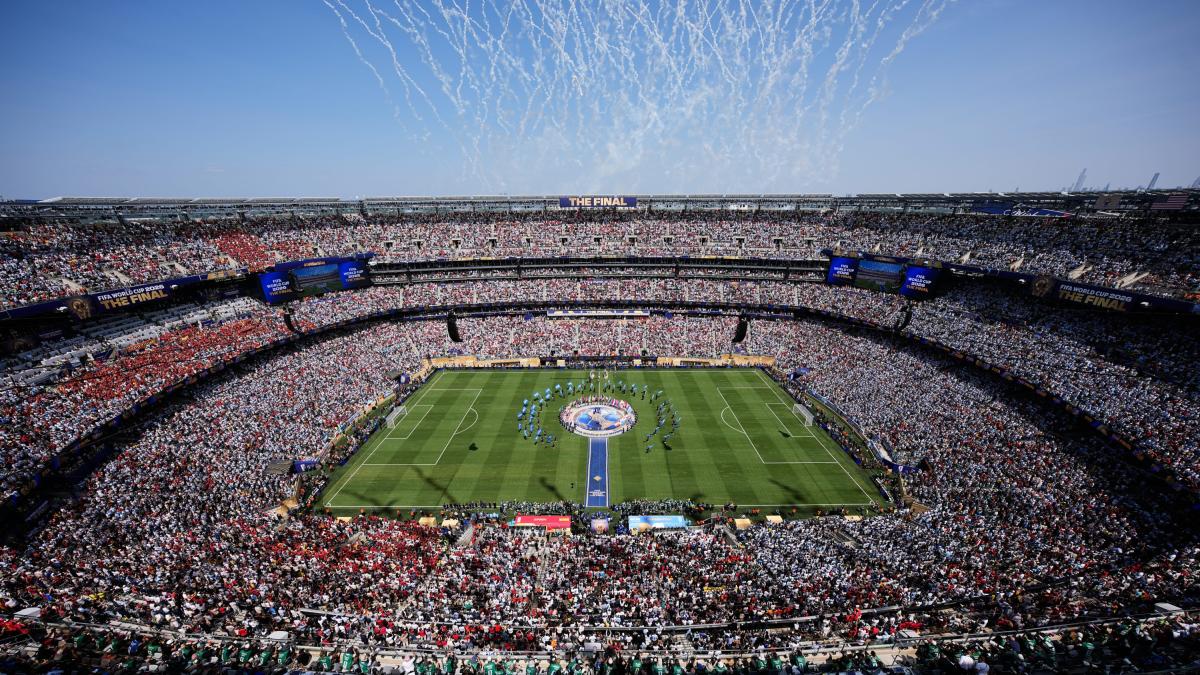 il comunicato del cdr gazzetta la fifa esclude 3 inviati dalla finale una coincidenza che fa pensare da Gazzetta.it il comunicato del cdr gazzetta la fifa esclude 3 inviati dalla finale una coincidenza che fa pensare