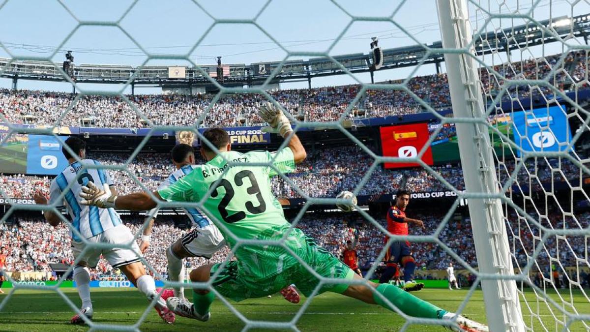 la vittoria pi249 meritata 20 tiri a 2 per la spagna e i due dell argentina sono nei minuti finali da Gazzetta.it la vittoria pi249 meritata 20 tiri a 2 per la spagna e i due dell argentina sono nei minuti finali