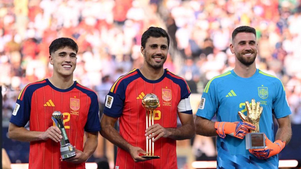 la spagna si prende tutto rodri unai simon e cubarsi miglior giocatore portiere e giovane da Gazzetta.it la spagna si prende tutto rodri unai simon e cubarsi miglior giocatore portiere e giovane