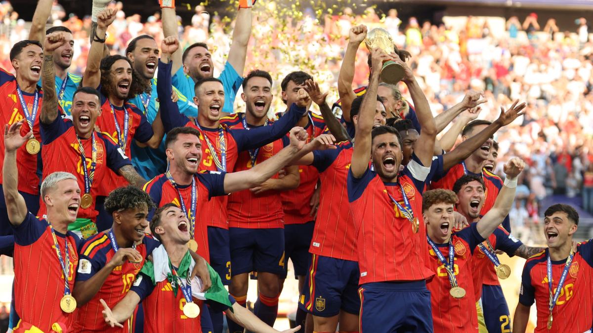 spagna quanto vale la vittoria del mondiale per un paese gi224 in crescita da Gazzetta.it spagna quanto vale la vittoria del mondiale per un paese gi224 in crescita