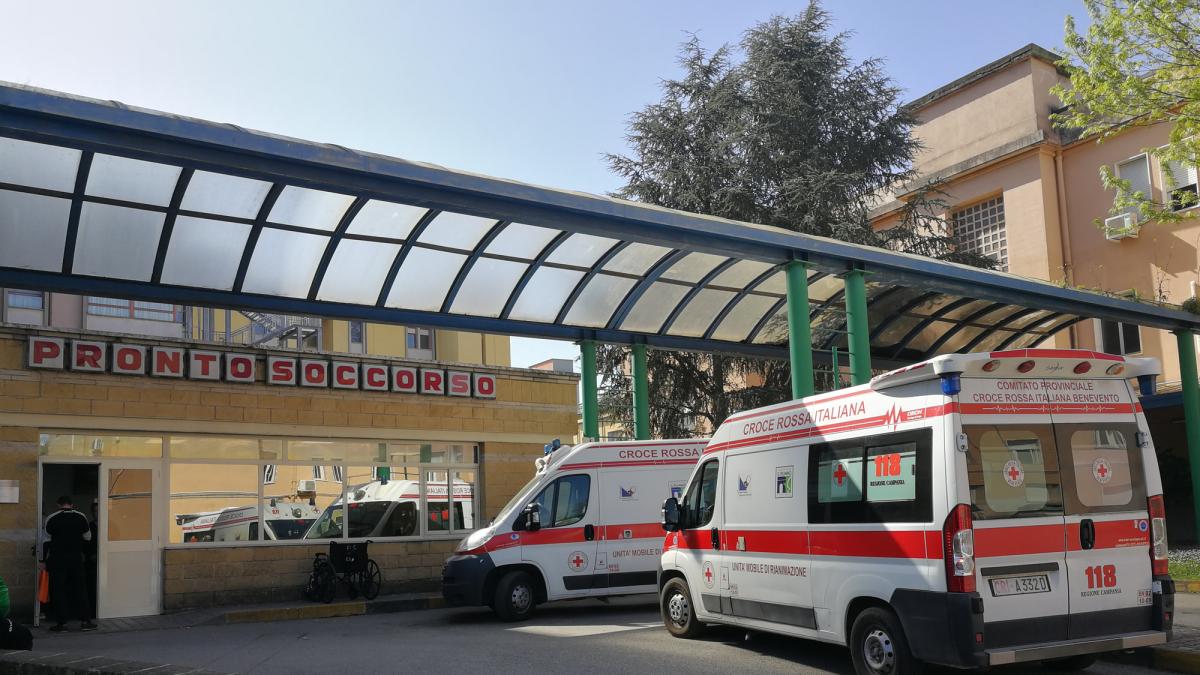 delirio iperattivo sintomi come riconoscerlo e perch233 232 un emergenza medica tempo dipendente da Gazzetta.it delirio iperattivo sintomi come riconoscerlo e perch233 232 un emergenza medica tempo dipendente