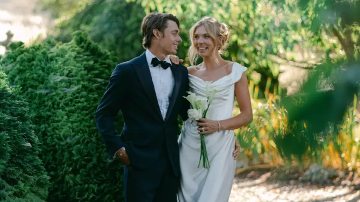 doppio matrimonio per boulter e de minaur dopo il s236 in inghilterra la cerimonia in toscana da Gazzetta.it doppio matrimonio per boulter e de minaur dopo il s236 in inghilterra la cerimonia in toscana