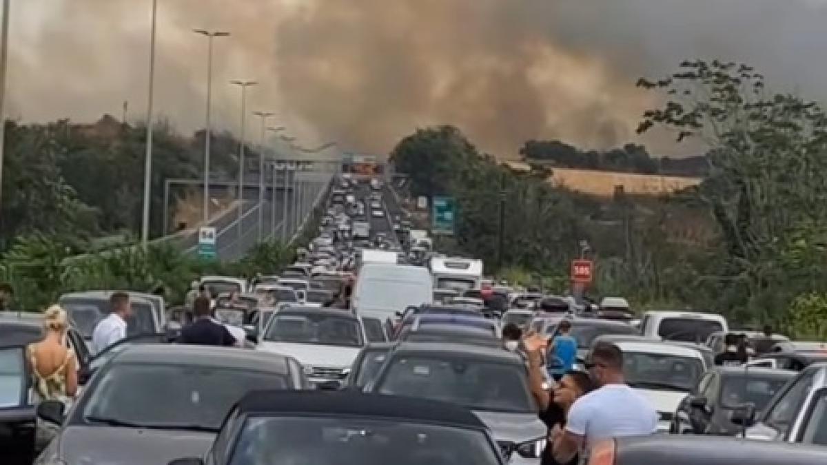 roma gra e a24 paralizzati dagli incendi da Gazzetta.it roma gra e a24 paralizzati dagli incendi