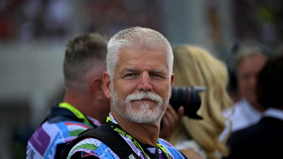 Al GP d'Ungheria il Presidente della Repubblica Ceca non con i vip nel paddock ma a scattare... tra i fotografi