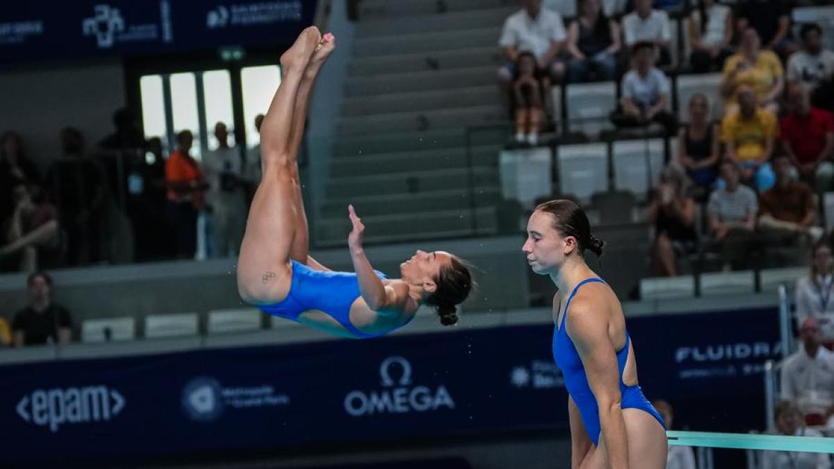 Sbaglia tutto, spancia e si spaventa: Mew Jensen si blocca sul trampolino e si ritira dagli Europei