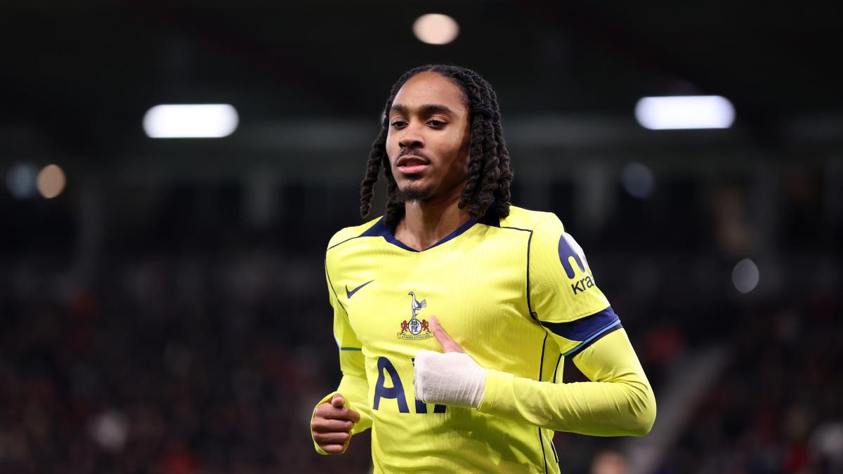 inter eccoti spence l inglese arriva stanotte domani visite e firma da Gazzetta.it inter eccoti spence l inglese arriva stanotte domani visite e firma