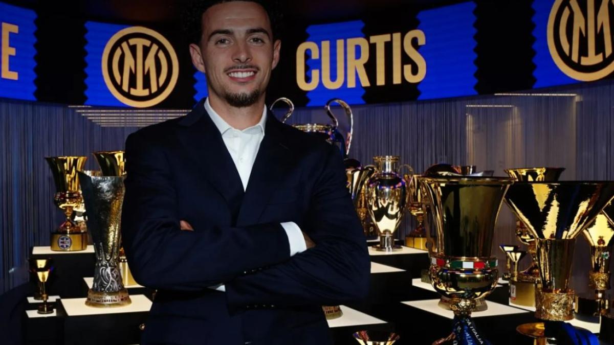 ora 232 ufficiale jones 232 un nuovo giocatore dell inter c 232 l annuncio della societ224 da Gazzetta.it ora 232 ufficiale jones 232 un nuovo giocatore dell inter c 232 l annuncio della societ224