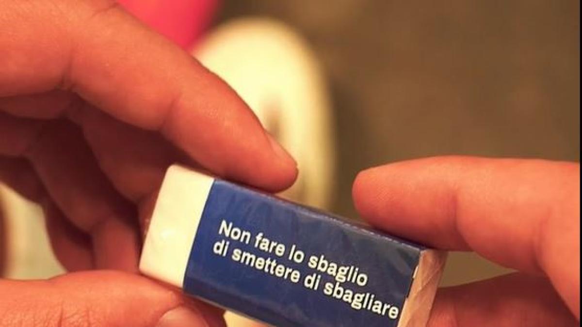 correggere uno sbaglio con la gomma da cancellare in campo l iniziativa per il diritto all errore da Gazzetta.it correggere uno sbaglio con la gomma da cancellare in campo l iniziativa per il diritto all errore