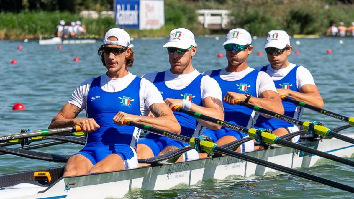 Il quattro di coppia parte forte ad Amsterdam: subito primo tempo e pass per la semifinale