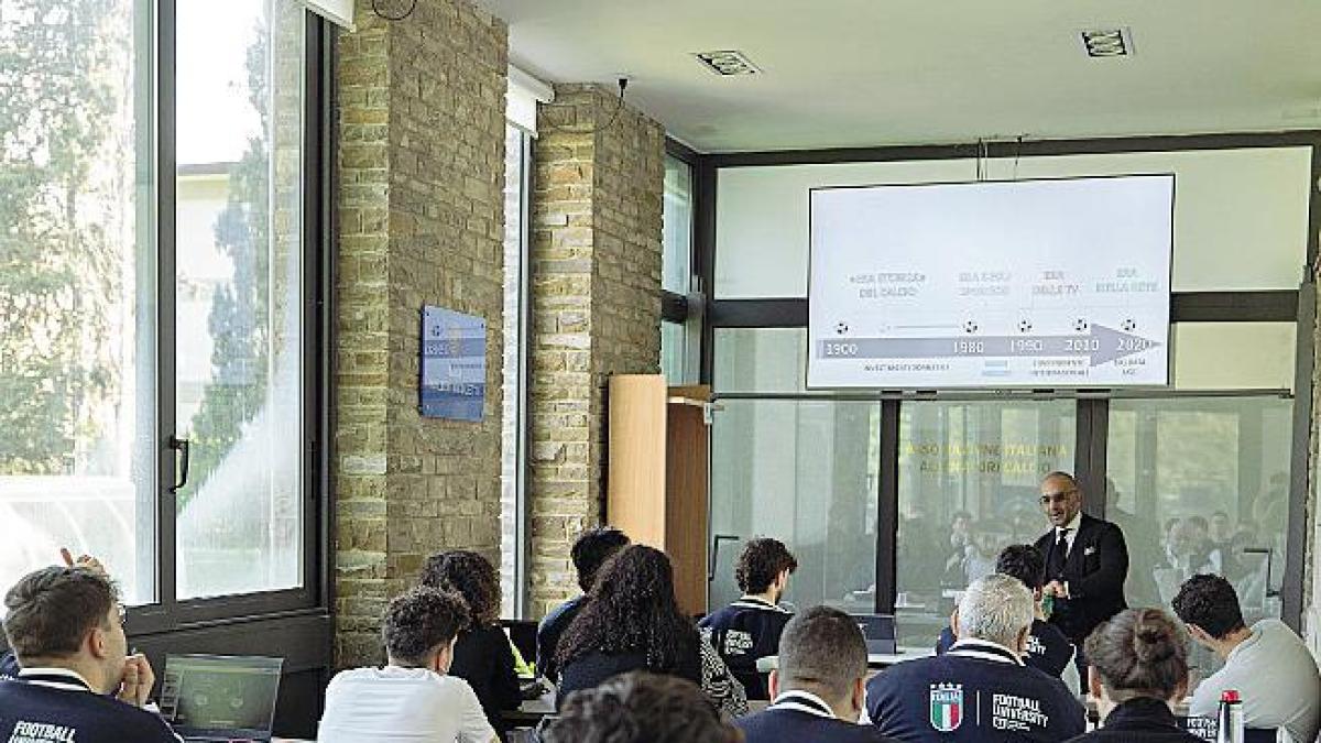il presidente della football university guidare il futuro allo sport servono nuove competenze da Gazzetta.it il presidente della football university guidare il futuro allo sport servono nuove competenze