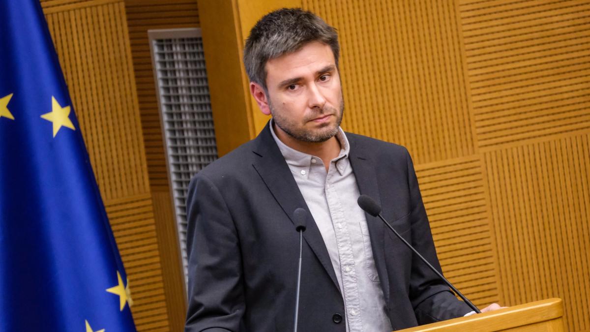 alessandro di battista ricoverato a cuba 200 grave da Gazzetta.it alessandro di battista ricoverato a cuba 200 grave