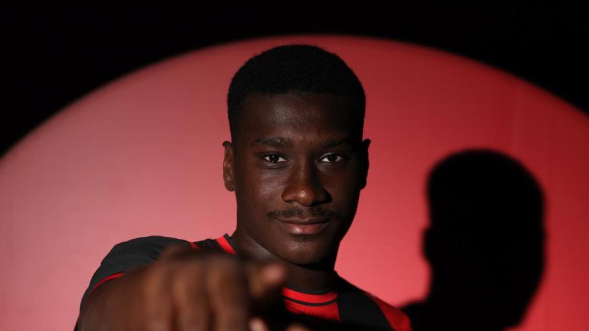 il milan sta pensando seriamente di non prendere un difensore ecco perch233 c entra diawara da Gazzetta.it il milan sta pensando seriamente di non prendere un difensore ecco perch233 c entra diawara