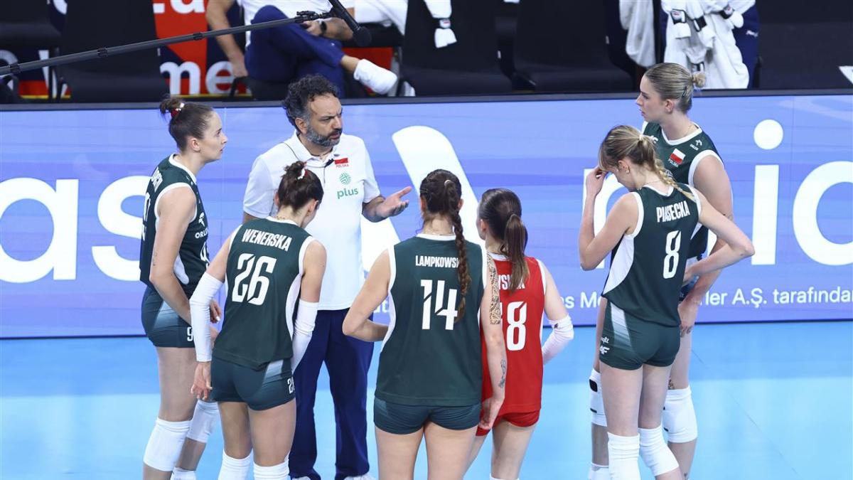 lavarini ritrova l italia chi 232 il ct della polonia che vuole fermare le azzurre di velasco da Gazzetta.it lavarini ritrova l italia chi 232 il ct della polonia che vuole fermare le azzurre di velasco