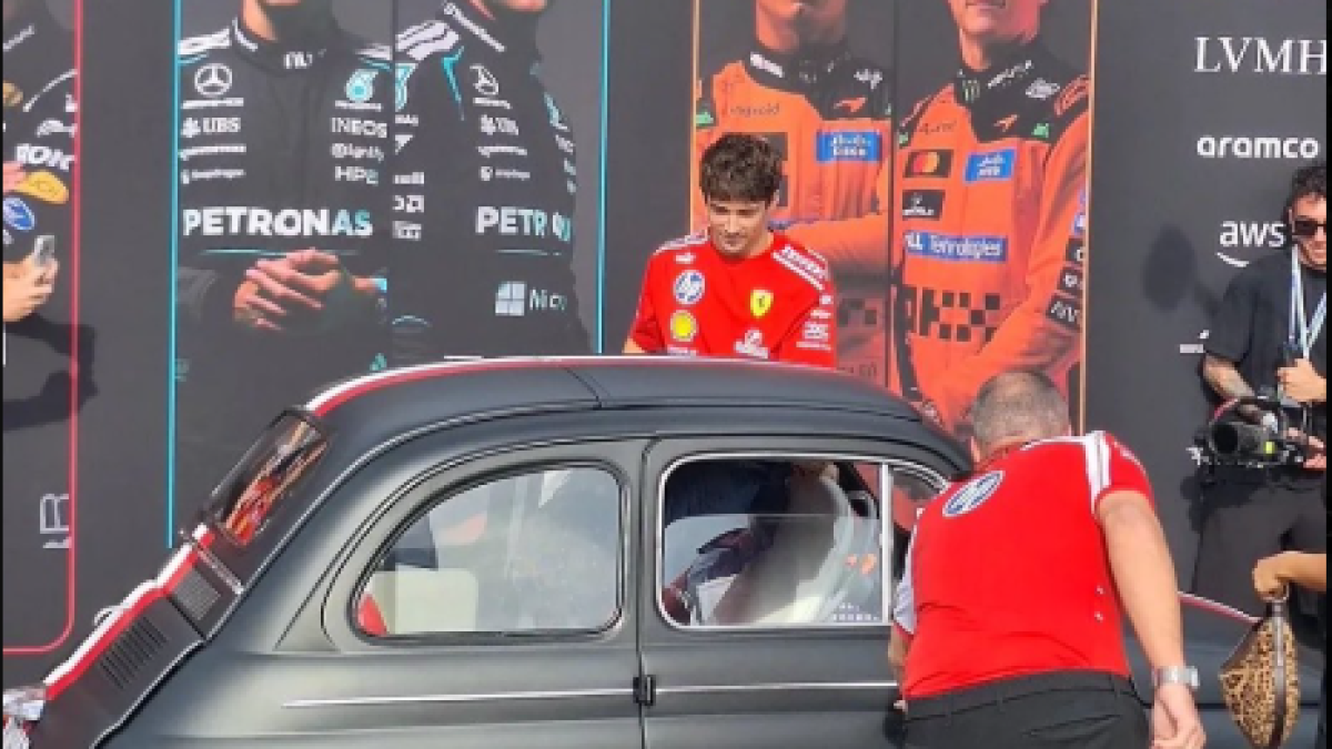 hamilton sfila a monza in ferrari leclerc risponde e arriva al paddock con una fiat 500 da Gazzetta.it hamilton sfila a monza in ferrari leclerc risponde e arriva al paddock con una fiat 500