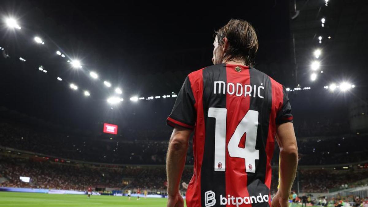 il 14 fa 41 anni da diego a platini cosa facevano gli altri fenomeni all et224 di modric da Gazzetta.it il 14 fa 41 anni da diego a platini cosa facevano gli altri fenomeni all et224 di modric
