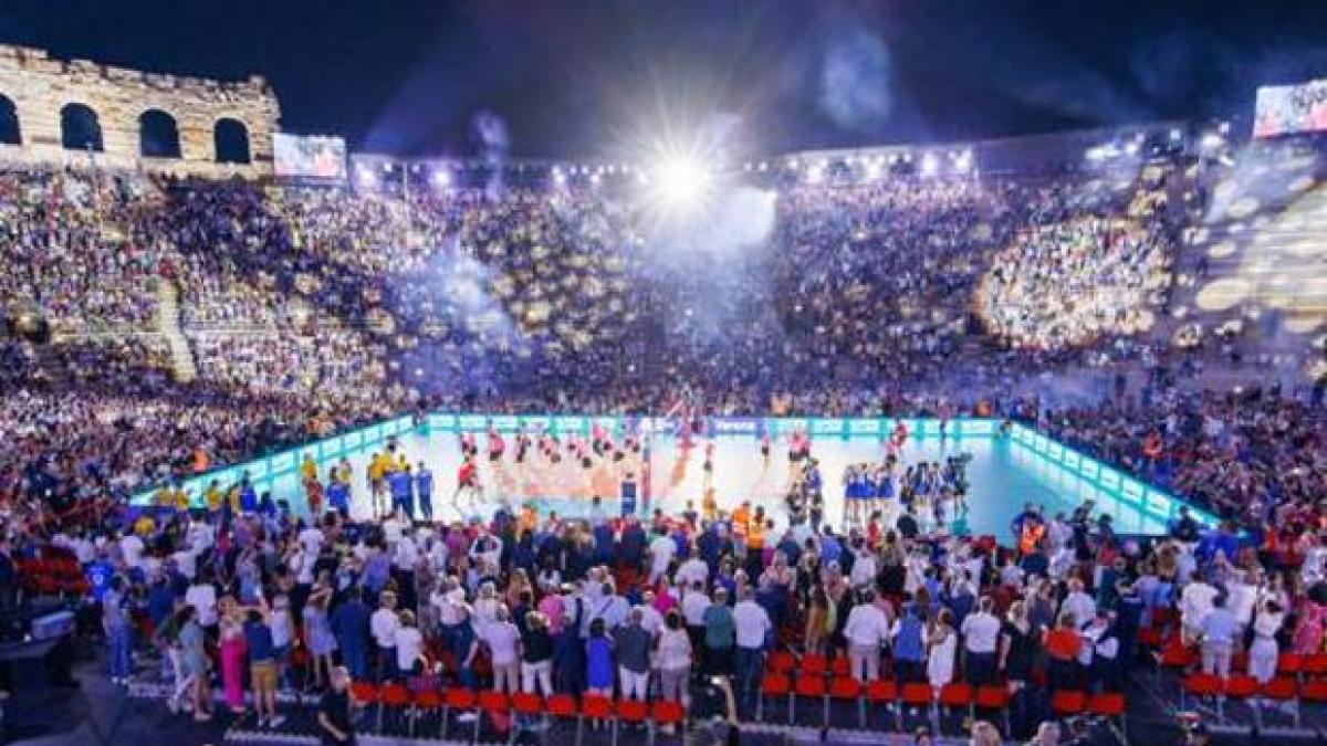 napoli italia svezia a piazza plebiscito e non 232 la prima volta che gli azzurri giocano all aperto da Gazzetta.it napoli italia svezia a piazza plebiscito e non 232 la prima volta che gli azzurri giocano all aperto