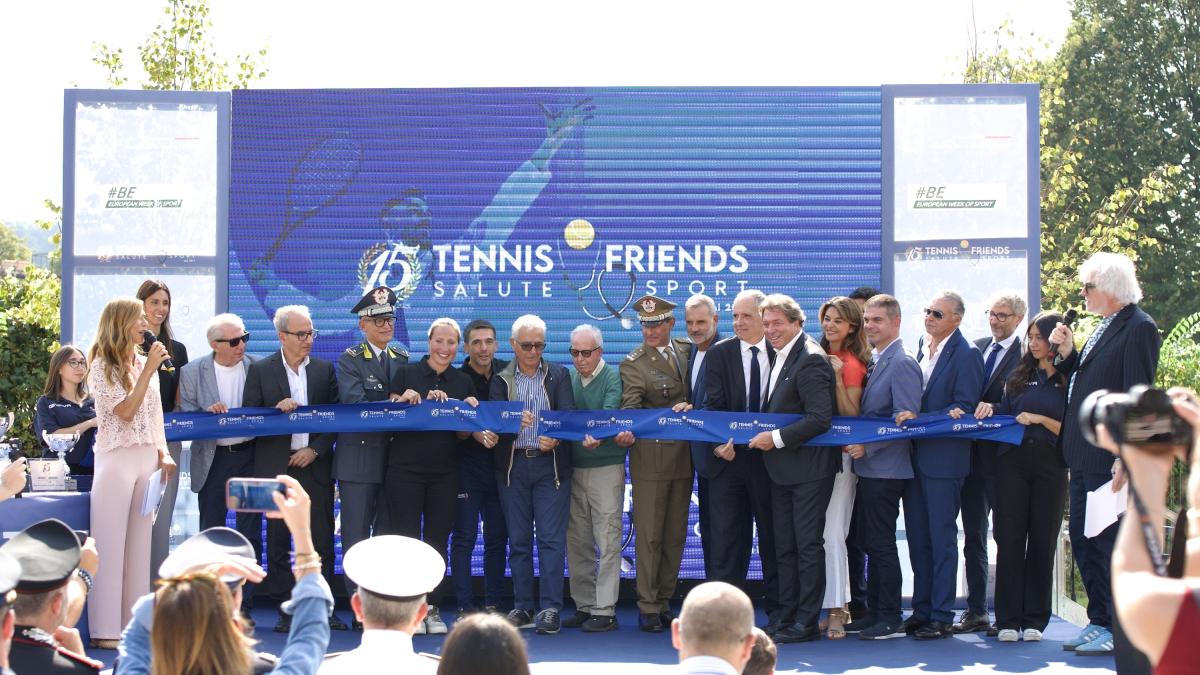 tennis amp friends inaugurato a torino il villaggio della salute visite gratuite al parco del valentino da Gazzetta.it tennis amp friends inaugurato a torino il villaggio della salute visite gratuite al parco del valentino