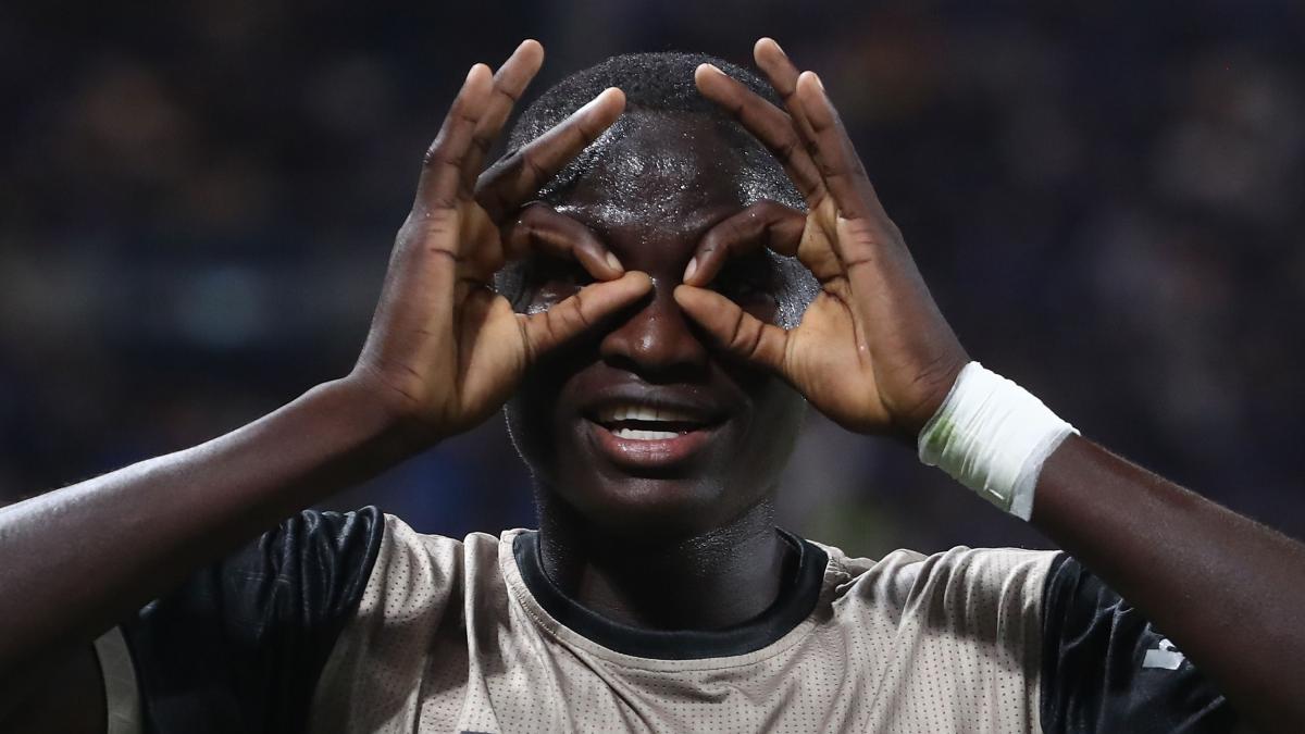 atalanta cagliari le pagelle scalvini disattento 5 mendy 7 uomo ovunque da Gazzetta.it atalanta cagliari le pagelle scalvini disattento 5 mendy 7 uomo ovunque