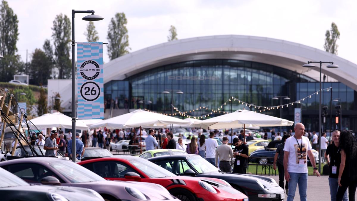 sportscar together day in pista con la community porsche da Gazzetta.it sportscar together day in pista con la community porsche